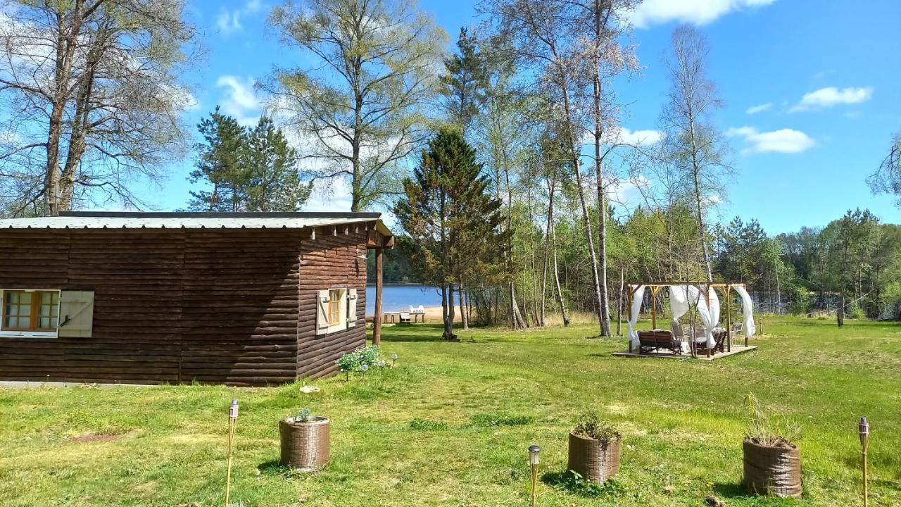 Ma Cabane Au Bord Du Lac Neuvic  Dış mekan fotoğraf